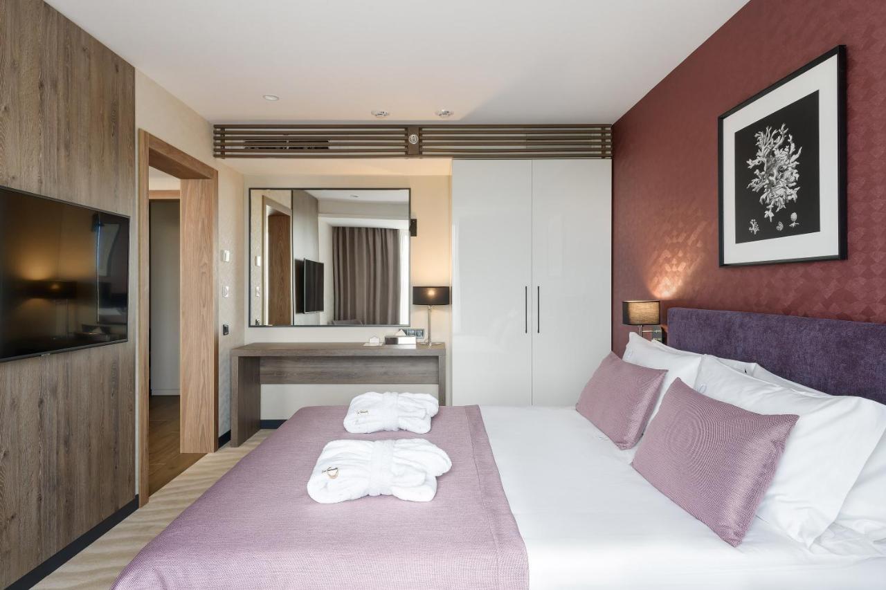 Premier Hotel 5*
